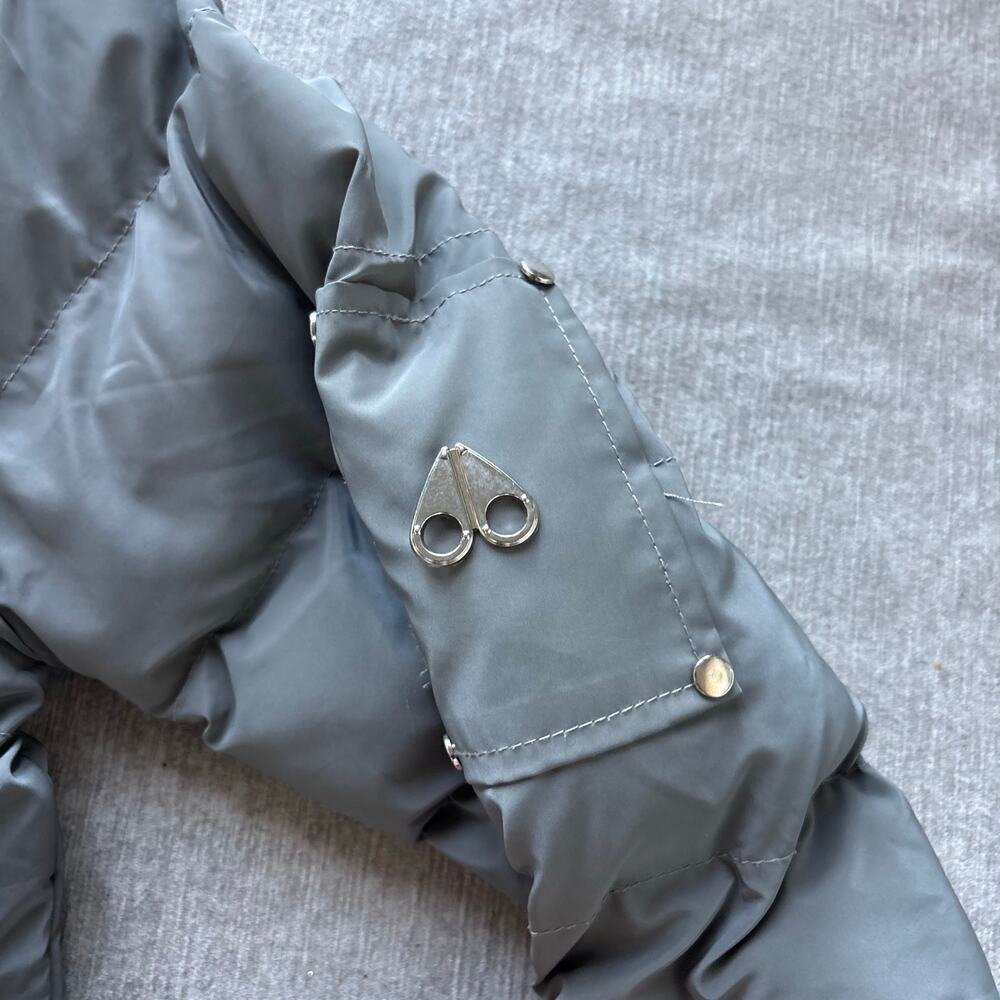 Moose Knuckles Men’s Grey Winter Down Jacket - Picture 2 of 8